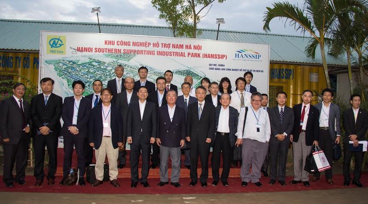 Chairman of the Japan-Mekong Economic Cooperation Committee visits Vietnam - ảnh 1